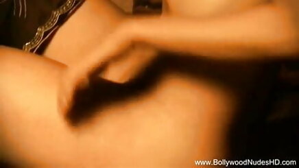 এশিয়ান সেক্স ভিডিও গান মেয়ে সমকামী